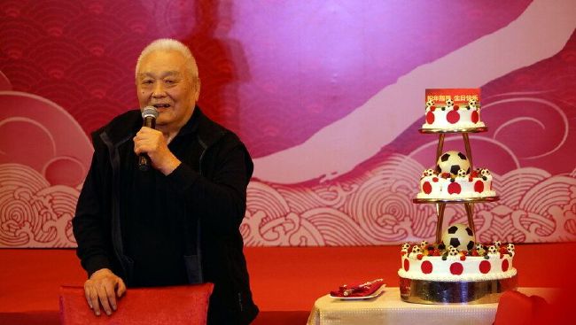 亚洲激情在线视频